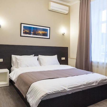 911 Apartments Khreshchatyk Kiev Exterior foto