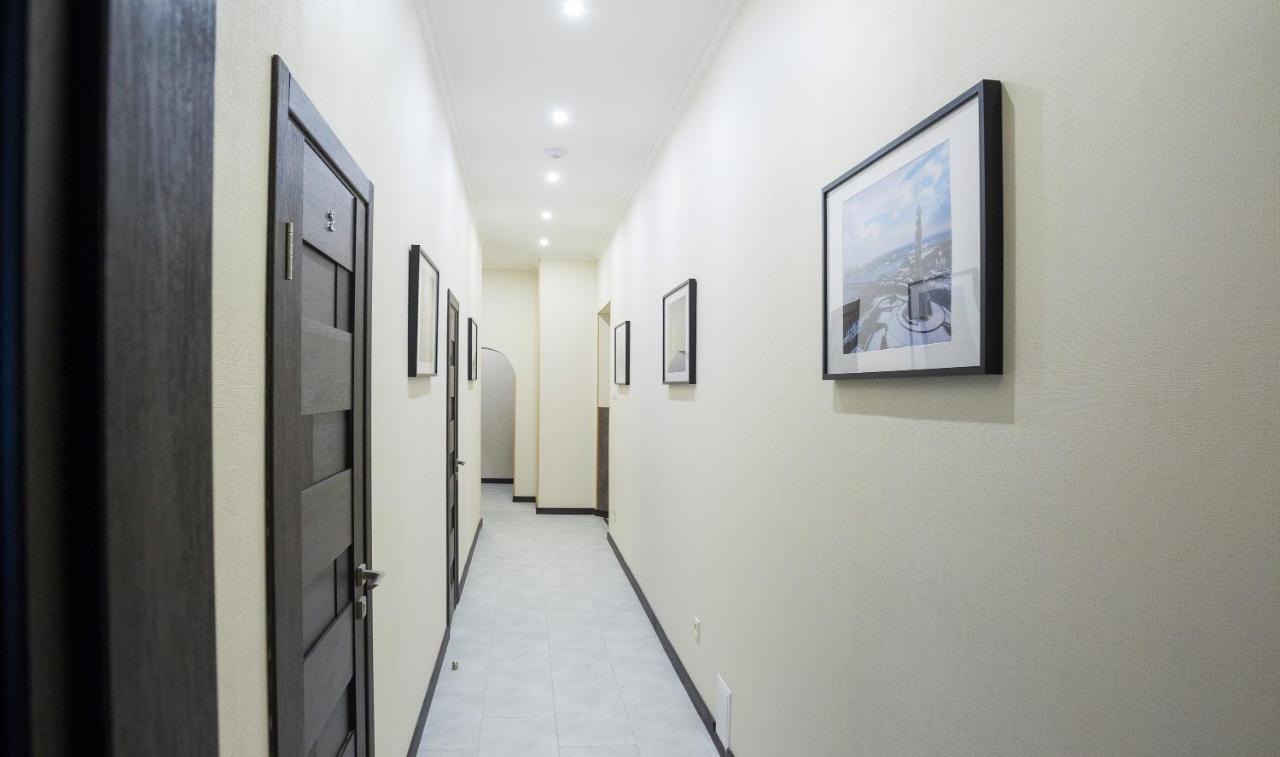 911 Apartments Khreshchatyk Kiev Exterior foto