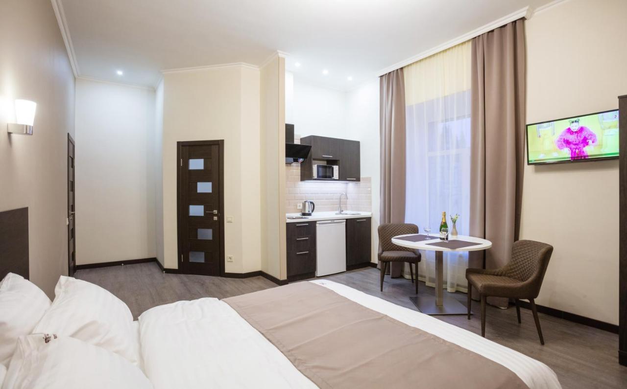 911 Apartments Khreshchatyk Kiev Exterior foto